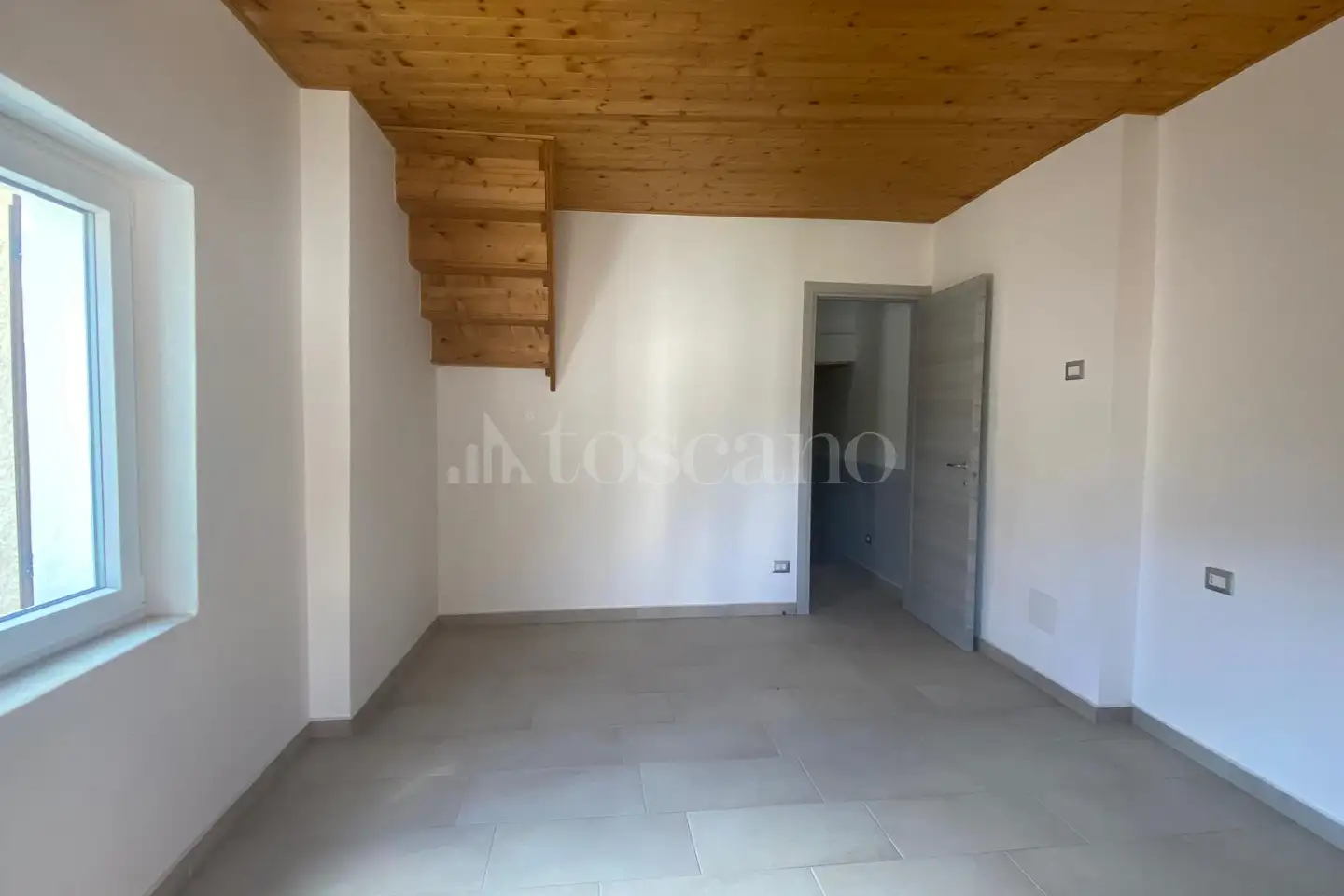 Casa Indipendente in vendita di 120 mq a €95.000 (rif. 153/2026)