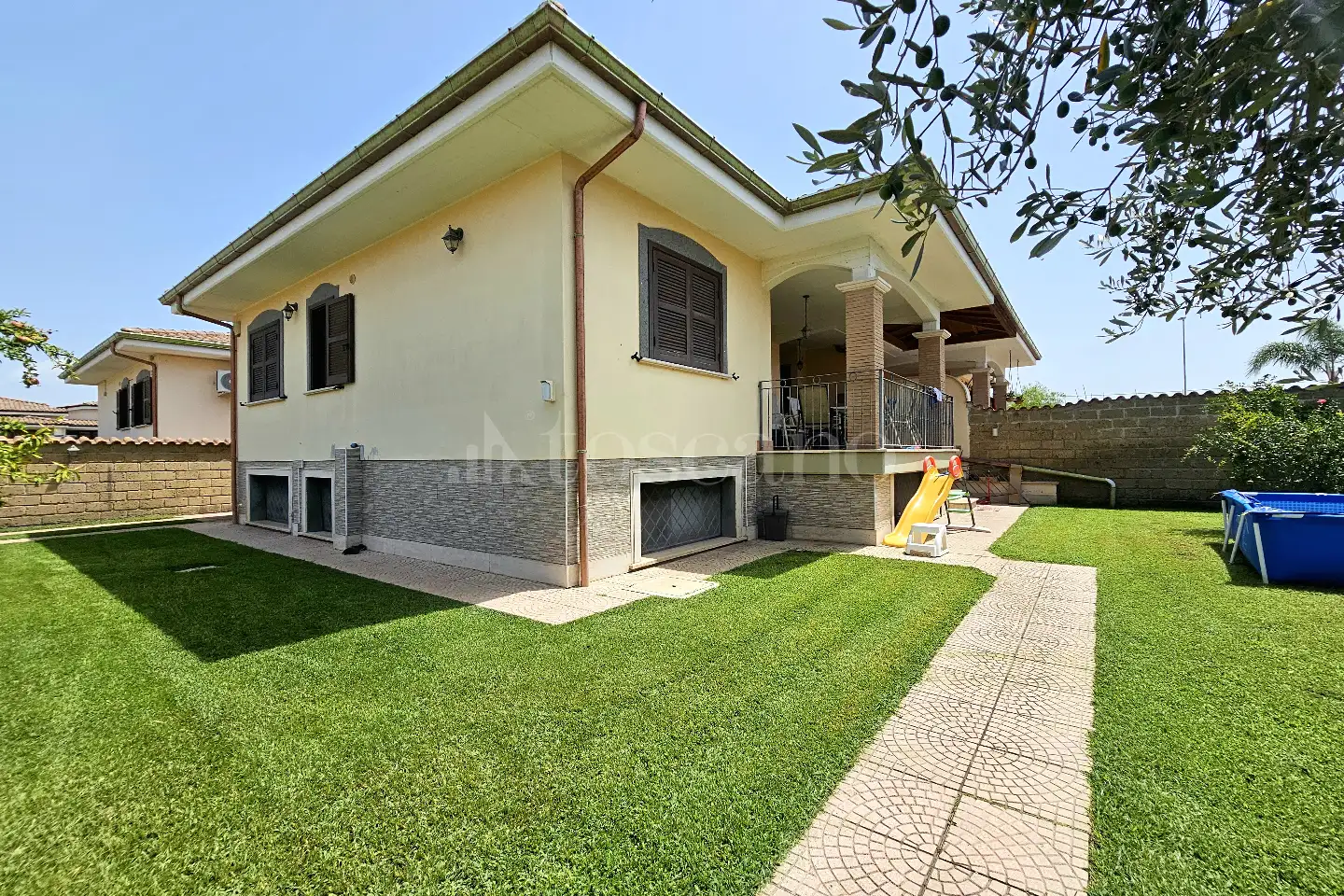 Villa Plurifamiliare in vendita di 150 mq a €345.000 (rif. 80/2026)
