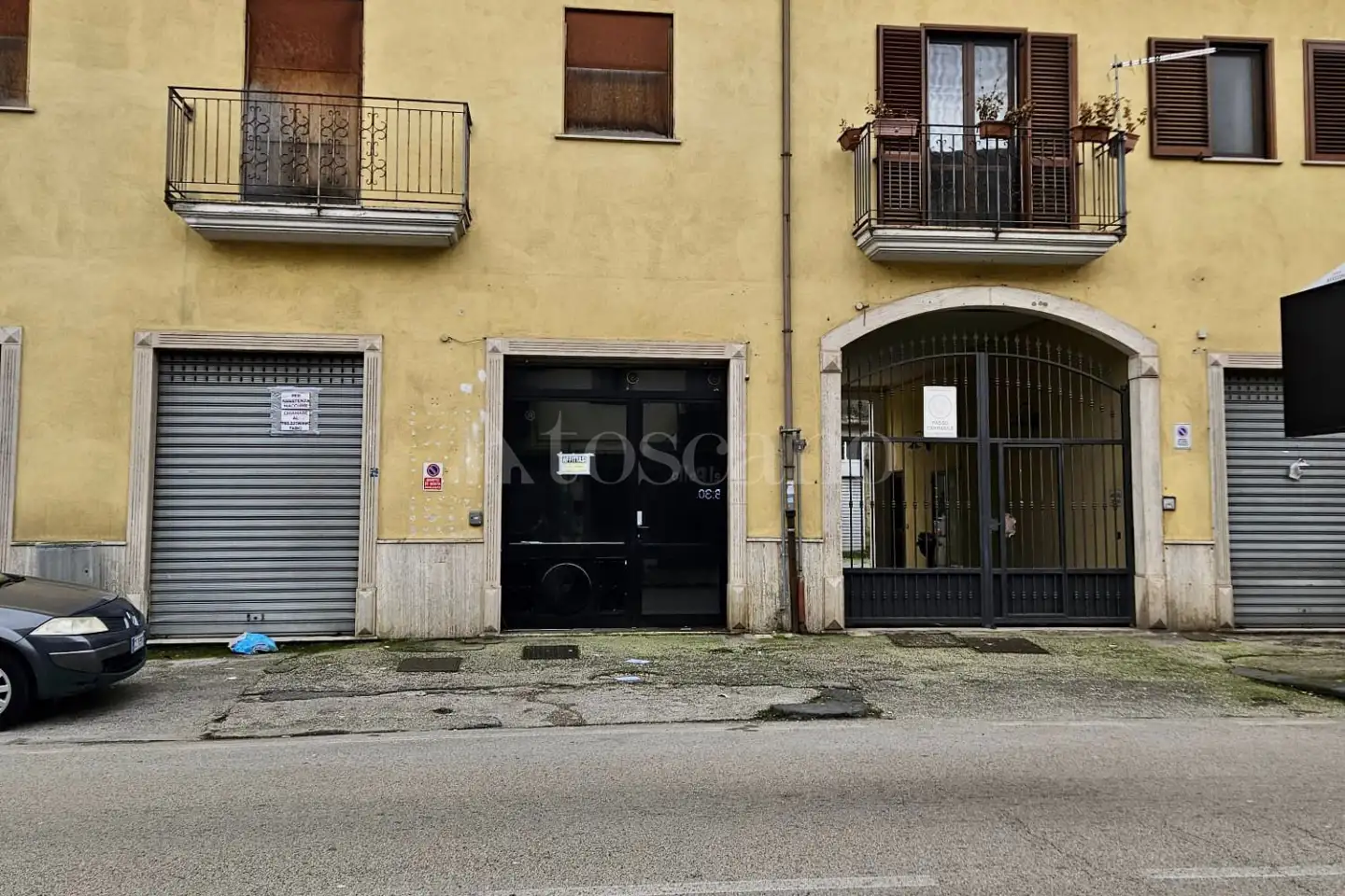 Negozio in affitto di 55 mq a €500 (rif. 4/2026)