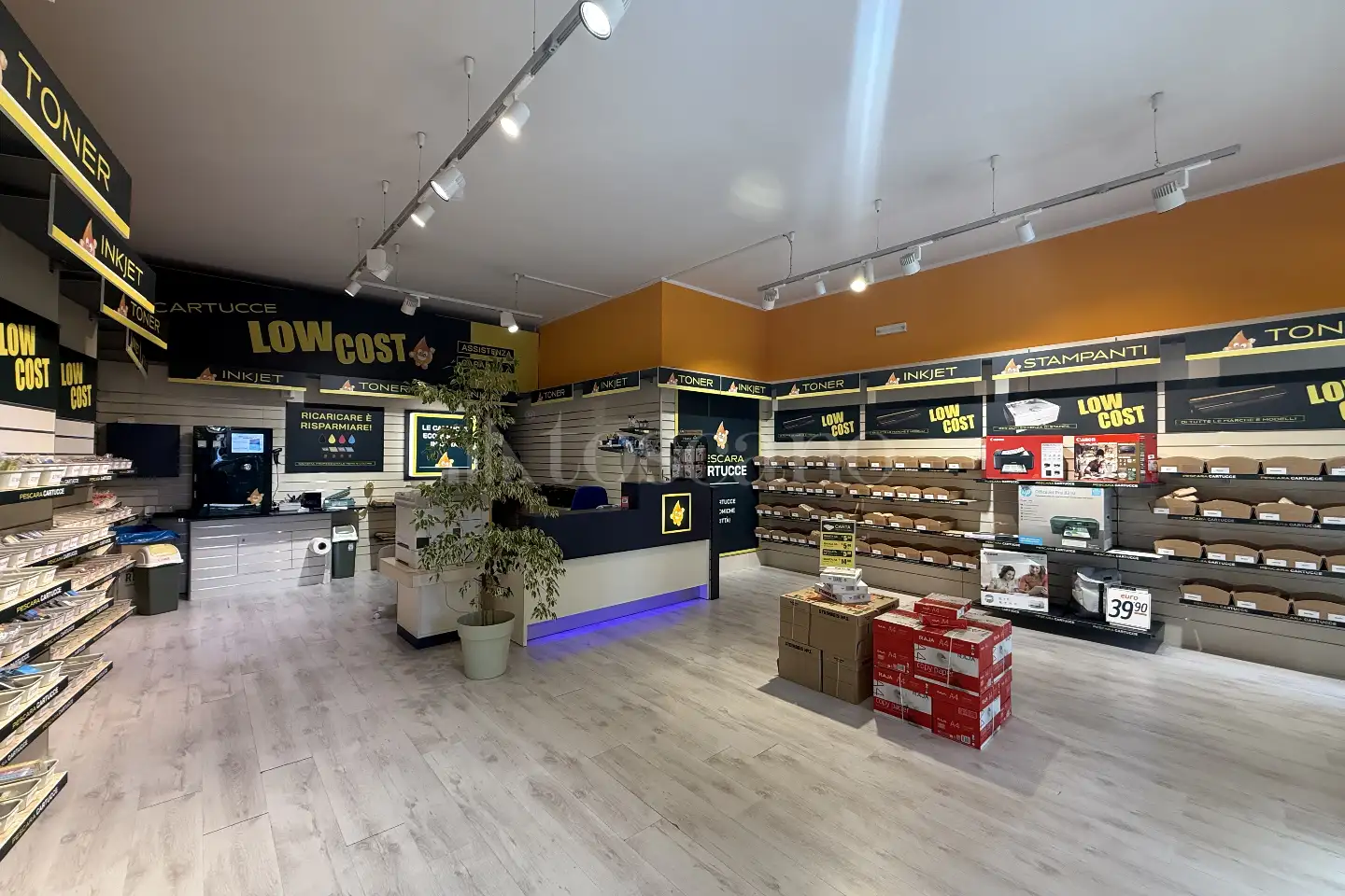 Negozio in vendita di 75 mq a €140.000 (rif. 21/2025)