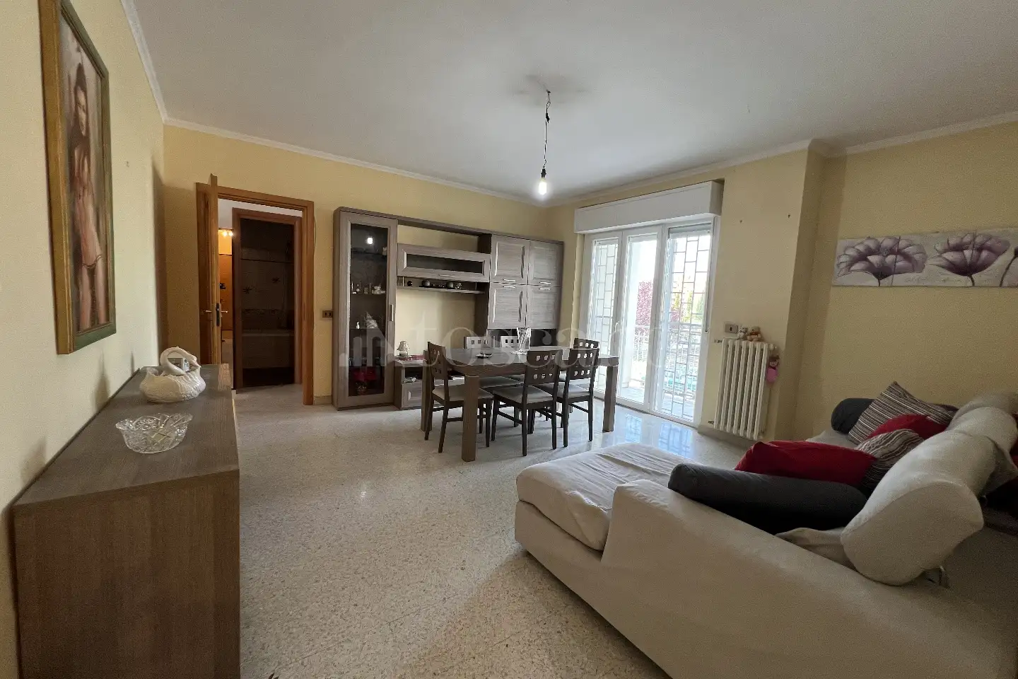 Casa in affitto di 100 mq a €1.300 (rif. 8/2026)