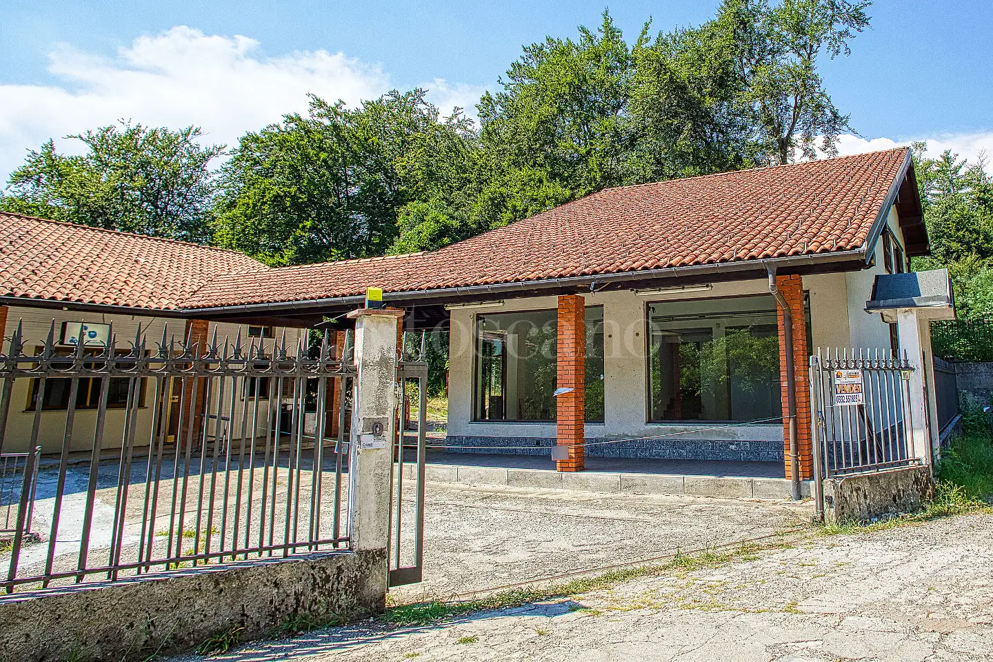 Stabile Uso Ufficio in vendita di 170 mq a €95.000 (rif. 32/2026)