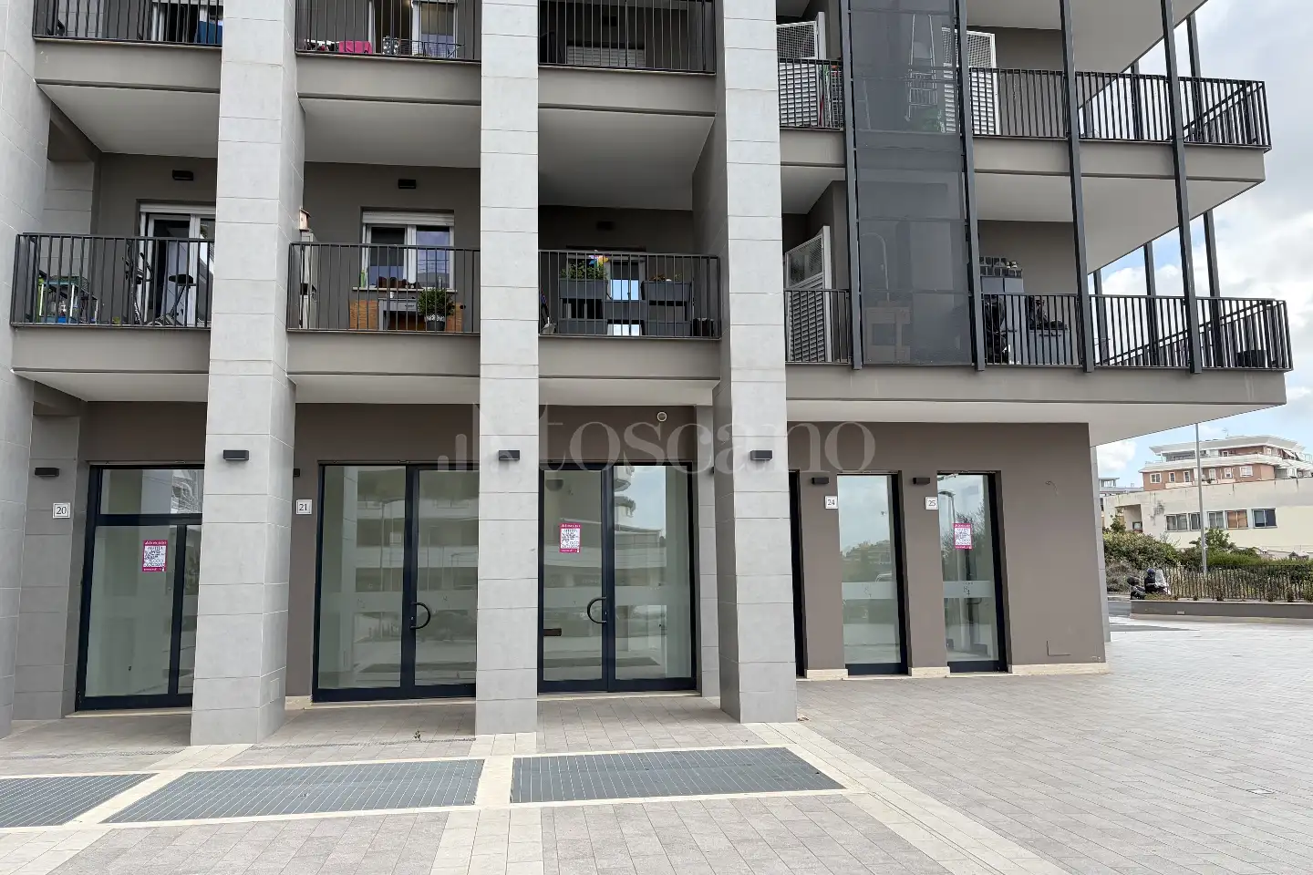 Negozio in affitto di 110 mq a €3.000 (rif. 11/2026)