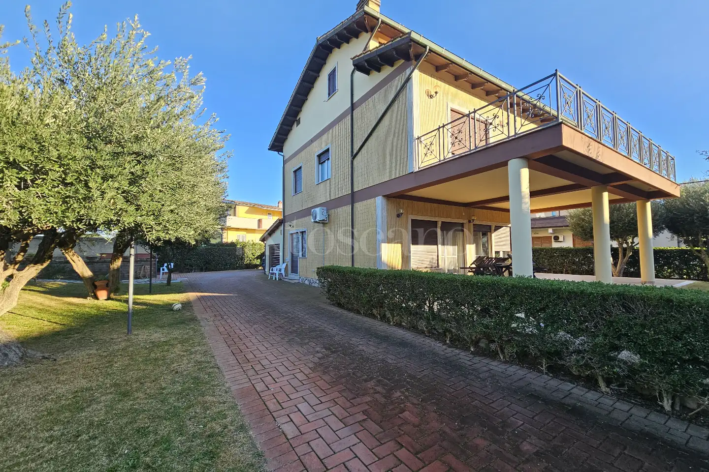 Villa in vendita di 280 mq a €725.000 (rif. 140/2025)