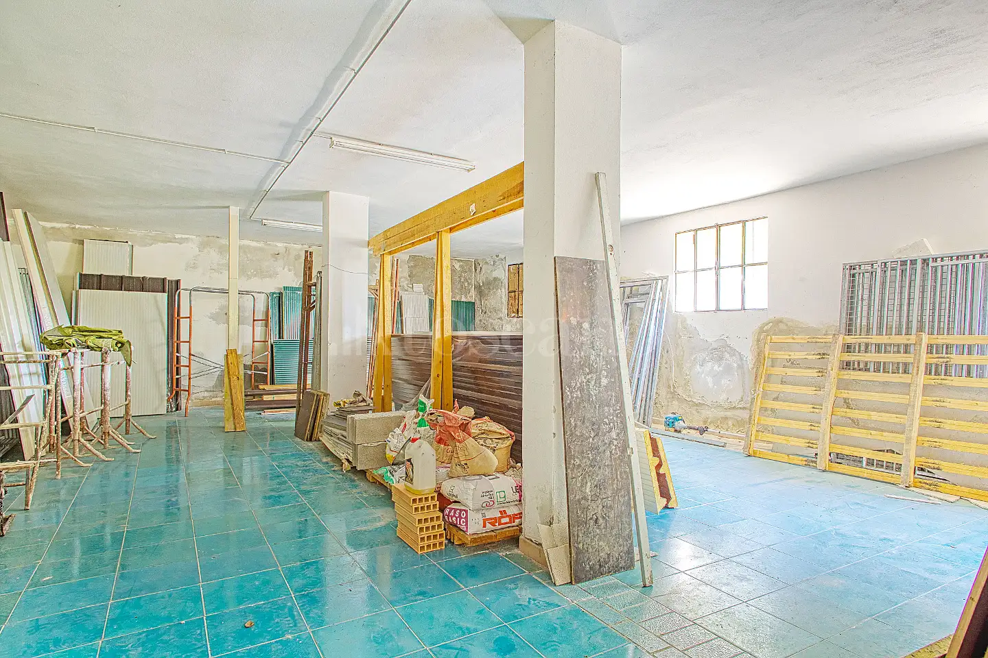 Magazzino in vendita di 140 mq a €45.000 (rif. 33/2026)