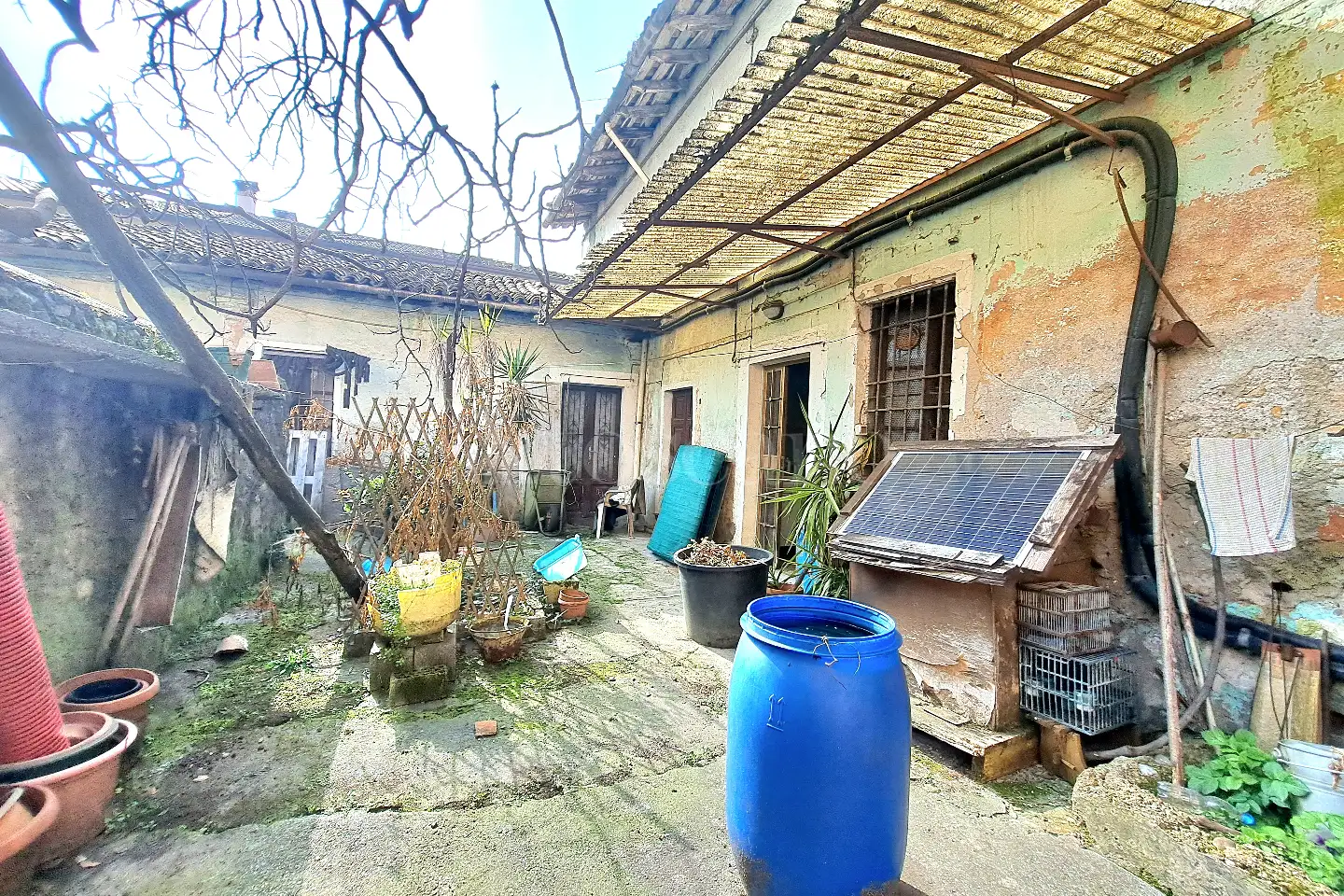 Casa Indipendente in vendita di 242 mq a €109.000 (rif. 18/2026)