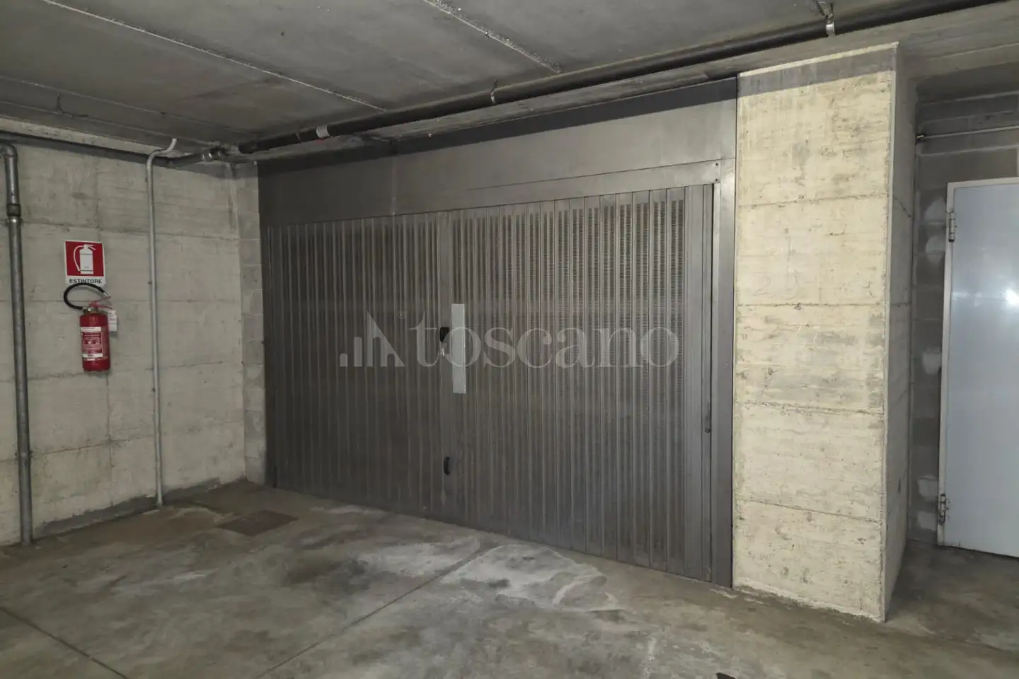 Box in vendita di 30 mq a €33.000 (rif. 27/2025)