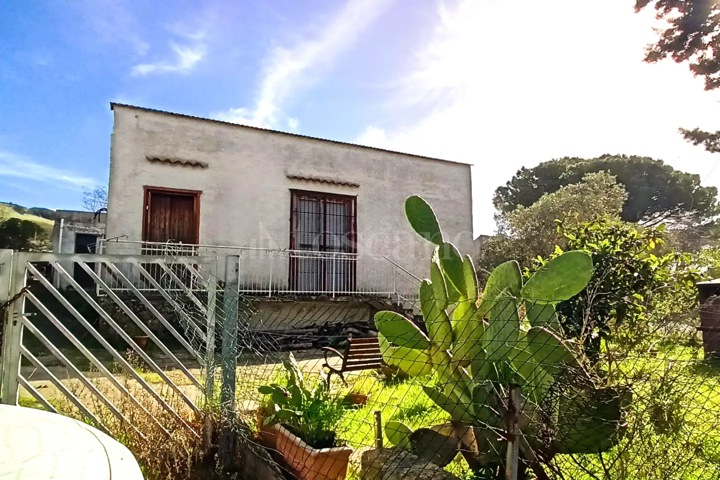 Casa Indipendente in vendita di 205 mq a €65.000 (rif. 12/2026)