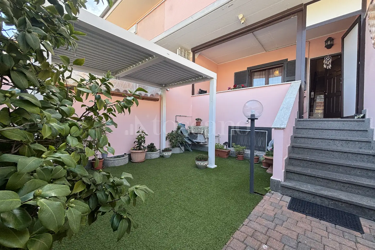 Villino a Schiera in vendita di 100 mq a €299.000 (rif. 41/2026)