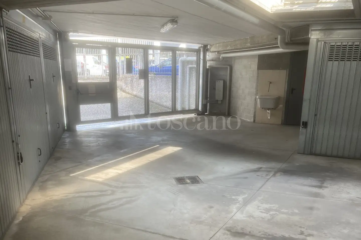 Box in vendita di 27 mq a €35.000 (rif. 21/2025)