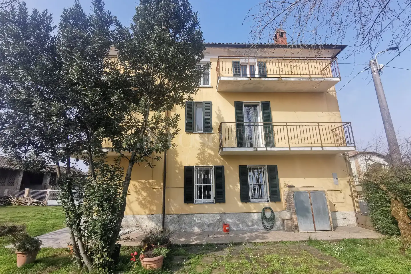 Casa Indipendente in vendita di 210 mq a €300.000 (rif. 9/2026)