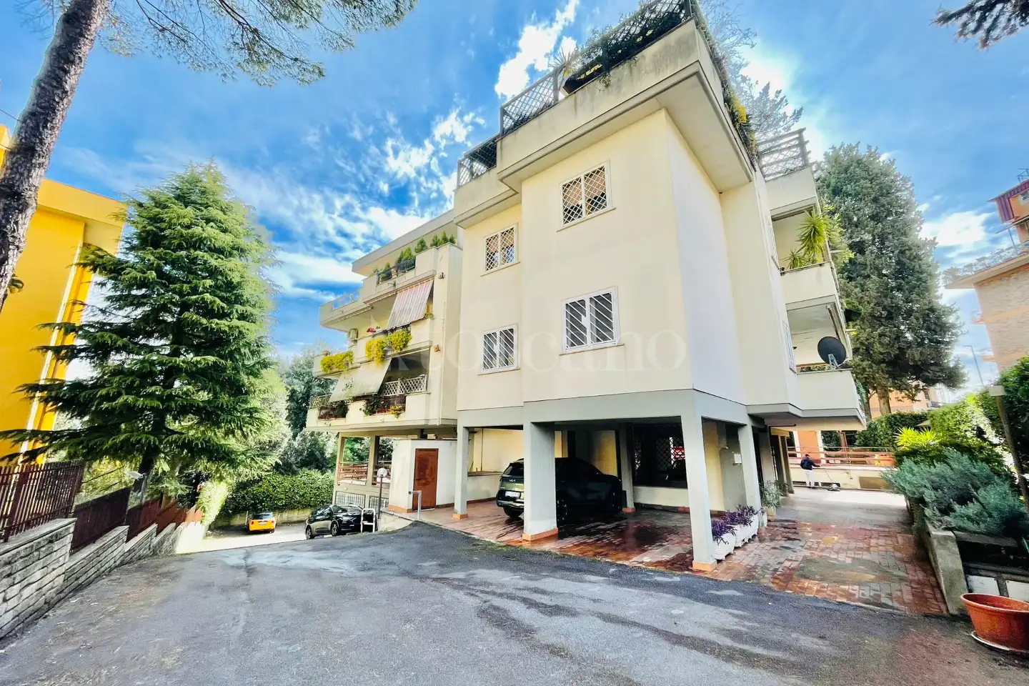 Box in vendita di 17 mq a €43.000 (rif. 16/2026)