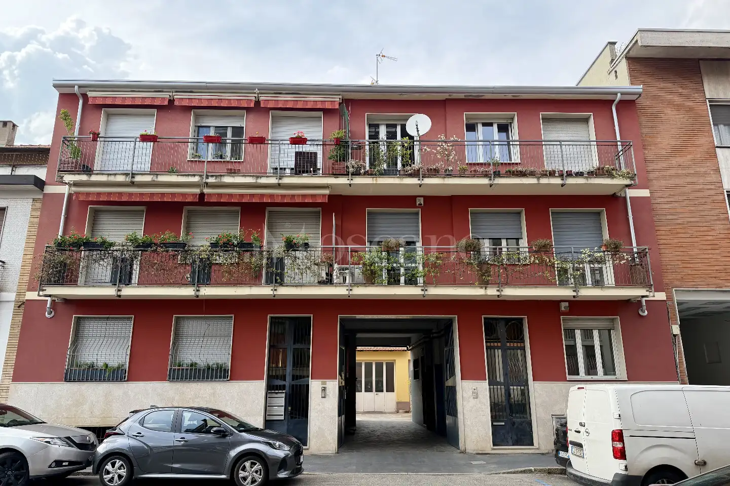 Laboratorio in vendita di 180 mq a €399.000 (rif. 10/2026)