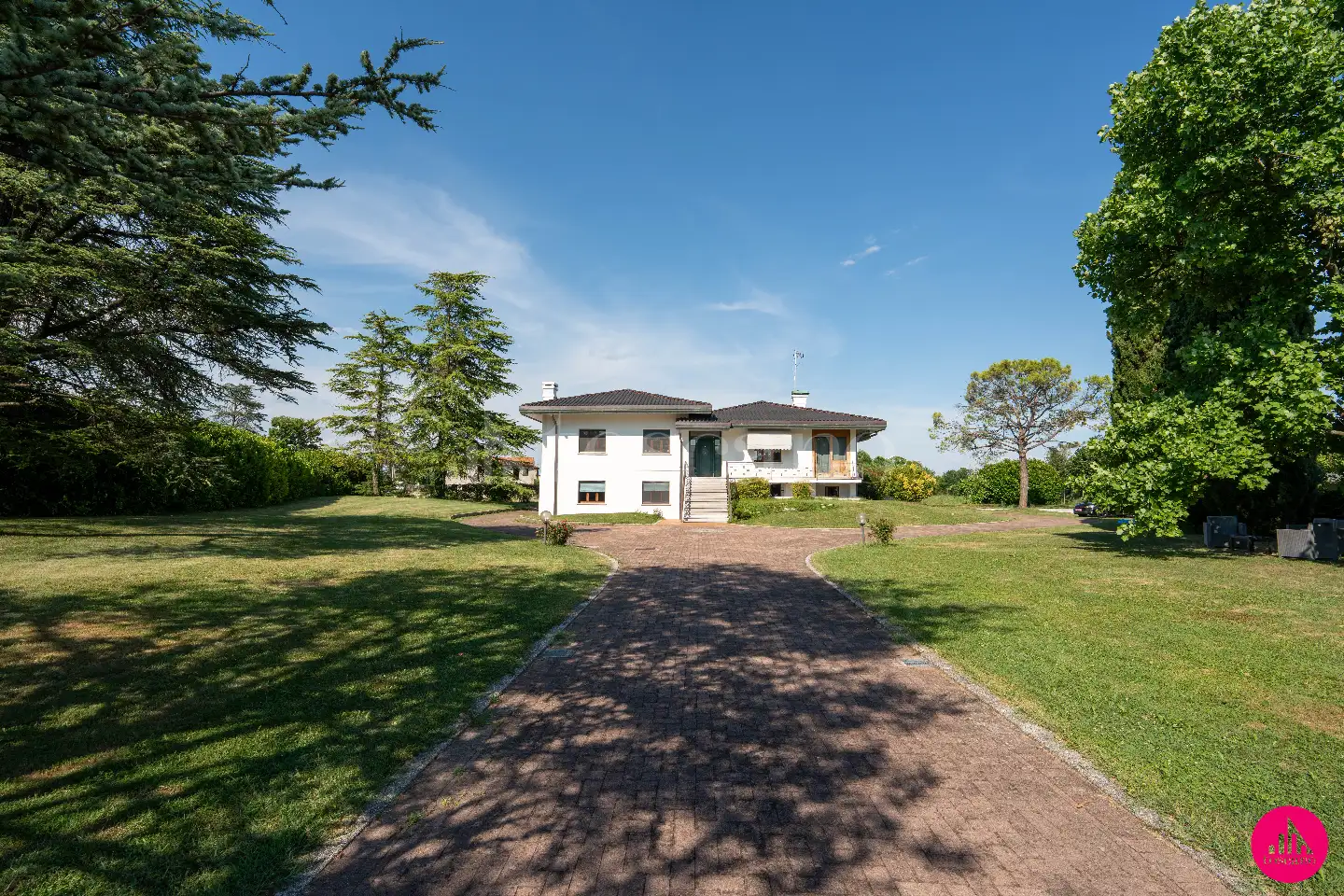 Villa in vendita di 303 mq a €499.000 (rif. 124/2026)