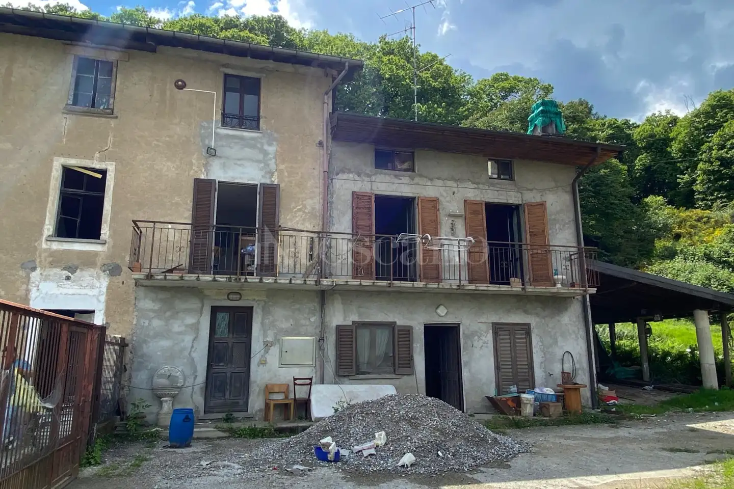 Casa Indipendente in vendita di 230 mq a €220.000 (rif. 110/2026)