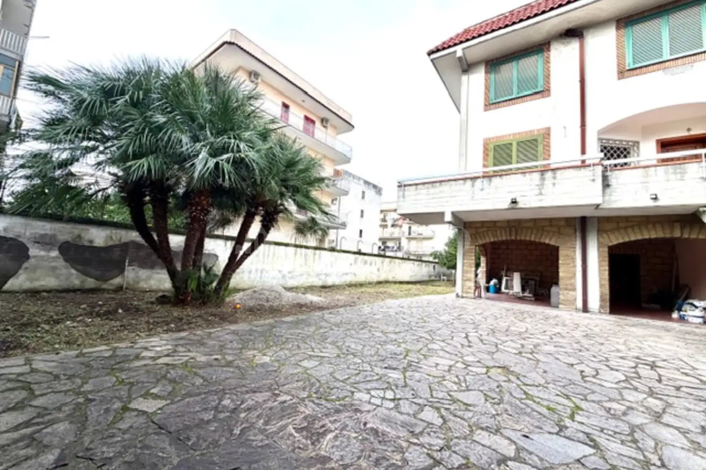 Villino a Schiera in vendita di 320 mq a €640.000 (rif. 28/2025)