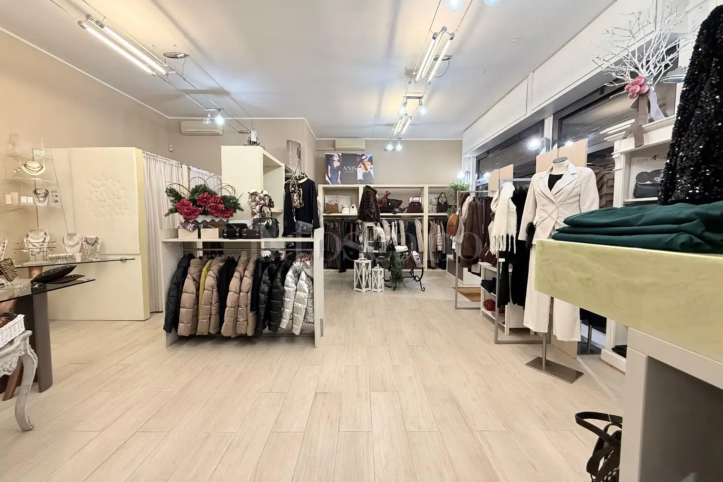 Negozio in vendita di 90 mq a €185.000 (rif. 55/2025)