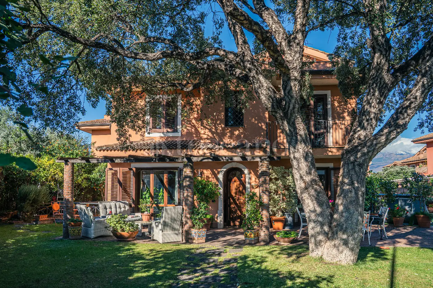 Villa in vendita di 228 mq a €595.000 (rif. 195/2025)