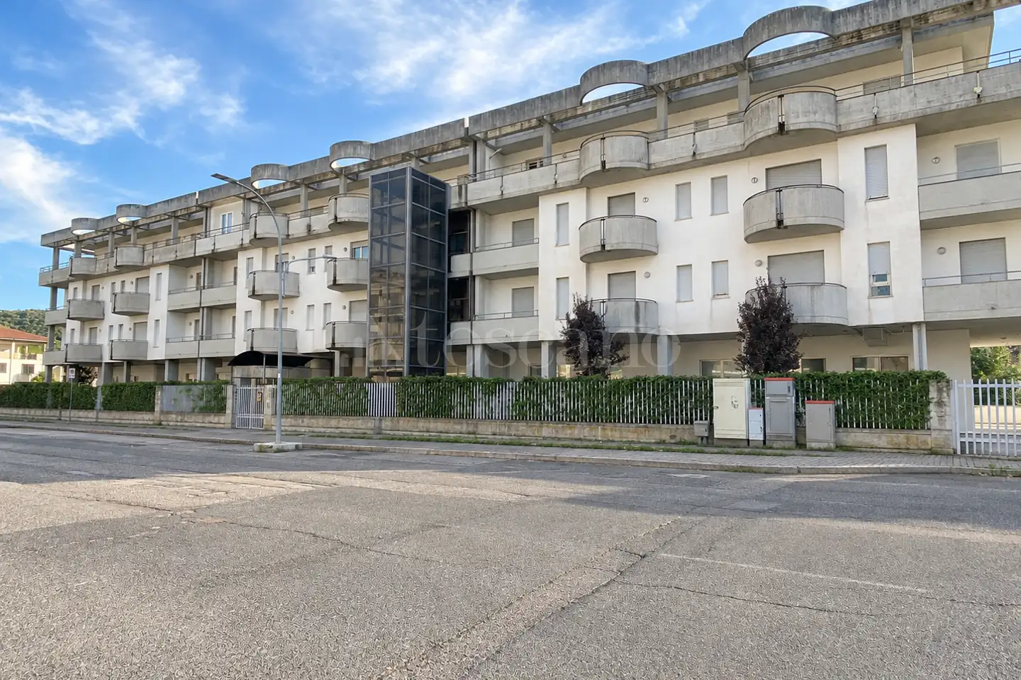 Attività Commerciale in vendita di 3.600 mq a €2.200.000 (rif. 25/2026)
