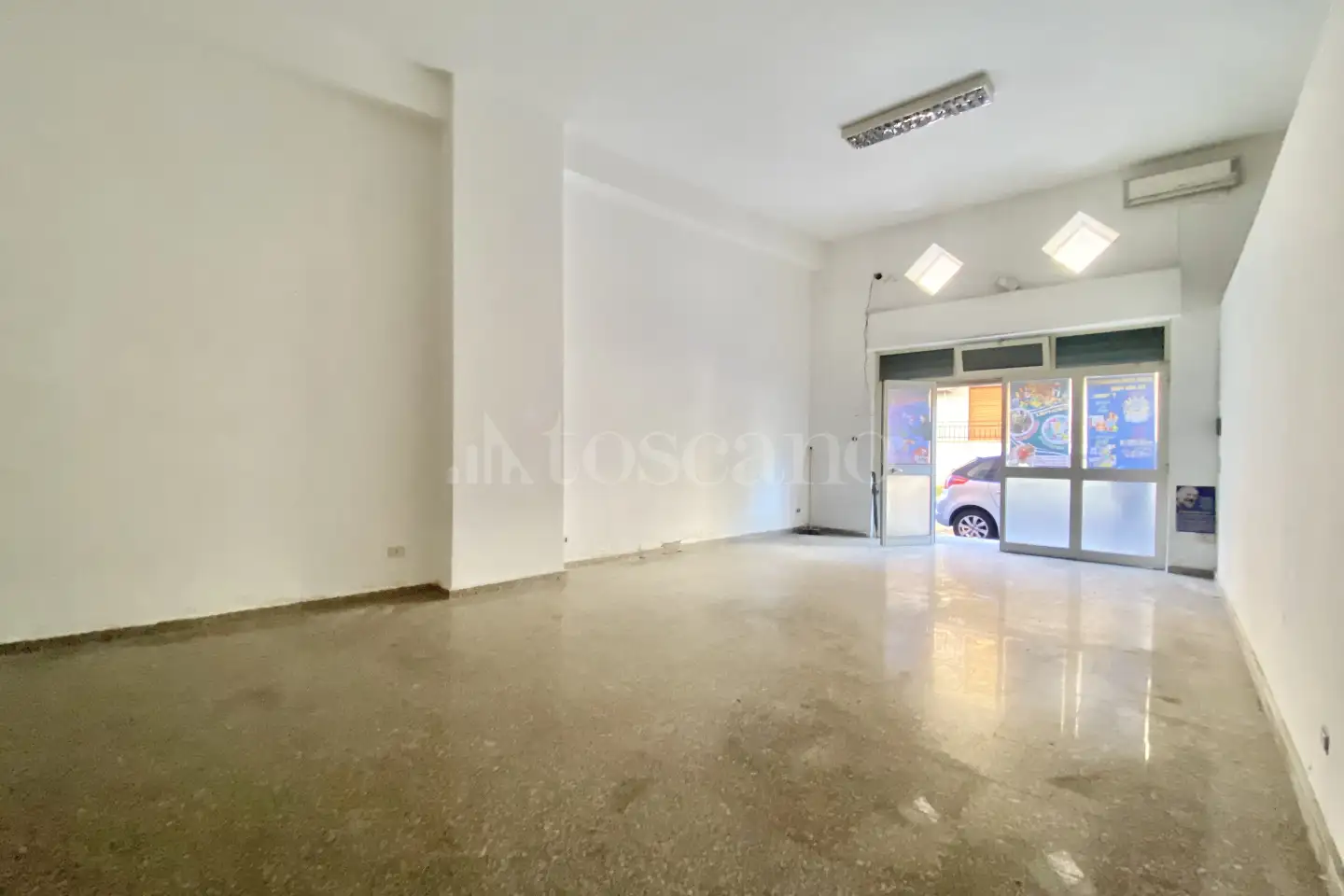 Negozio in vendita di 68 mq a €149.000 (rif. 3/2026)