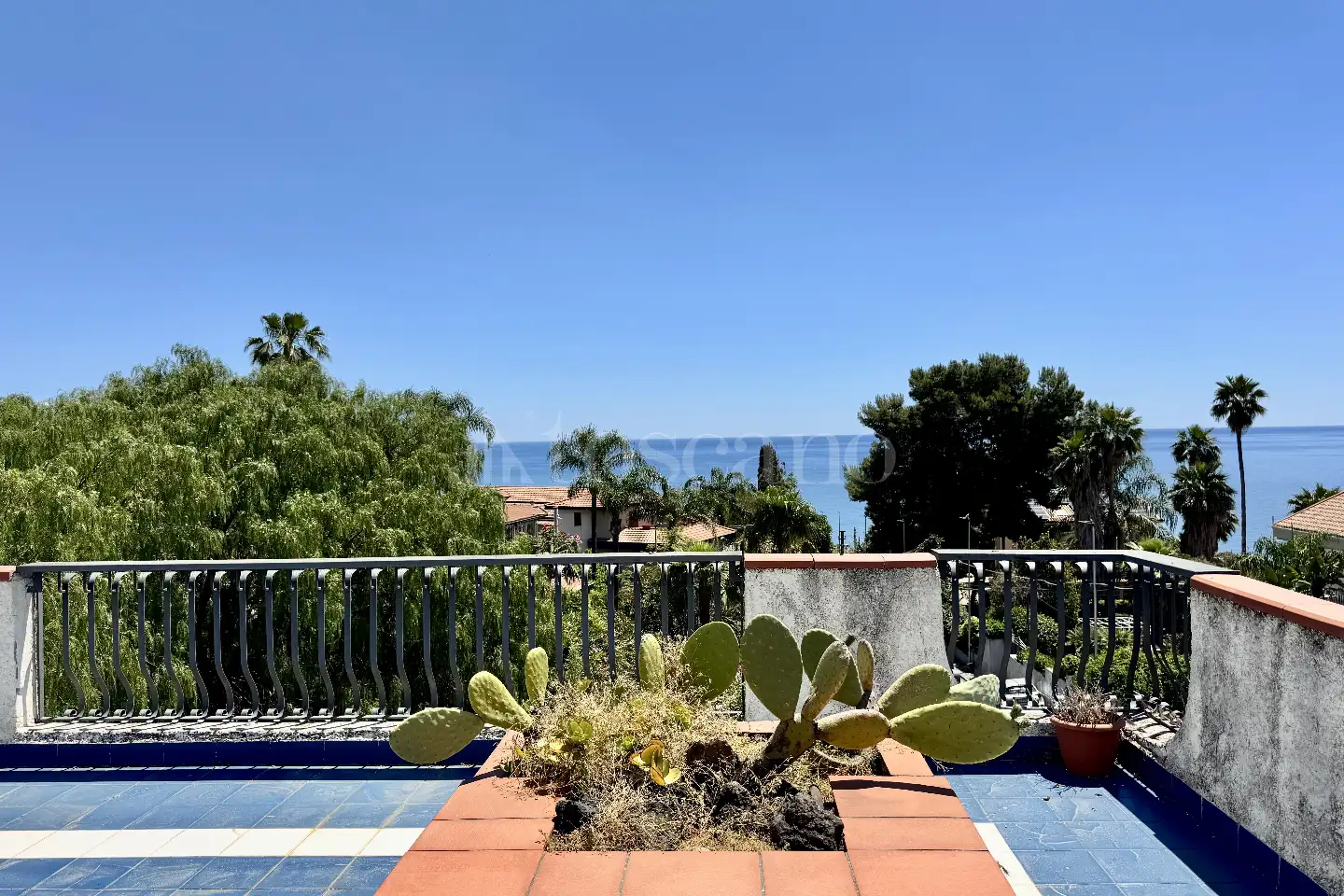 Villa in vendita di 380 mq a €650.000 (rif. 94/2026)