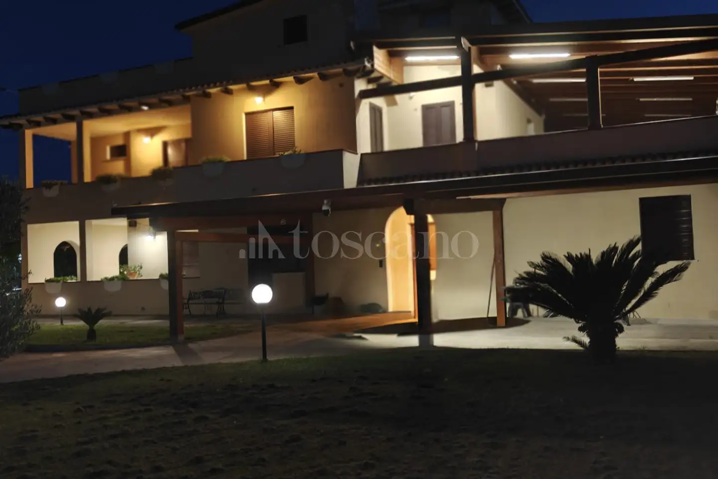 Villa in vendita di 350 mq a €650.000 (rif. 108/2025)