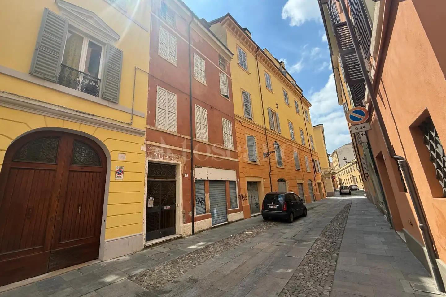Casa Indipendente in vendita di 300 mq a €749.000 (rif. 25/2025)