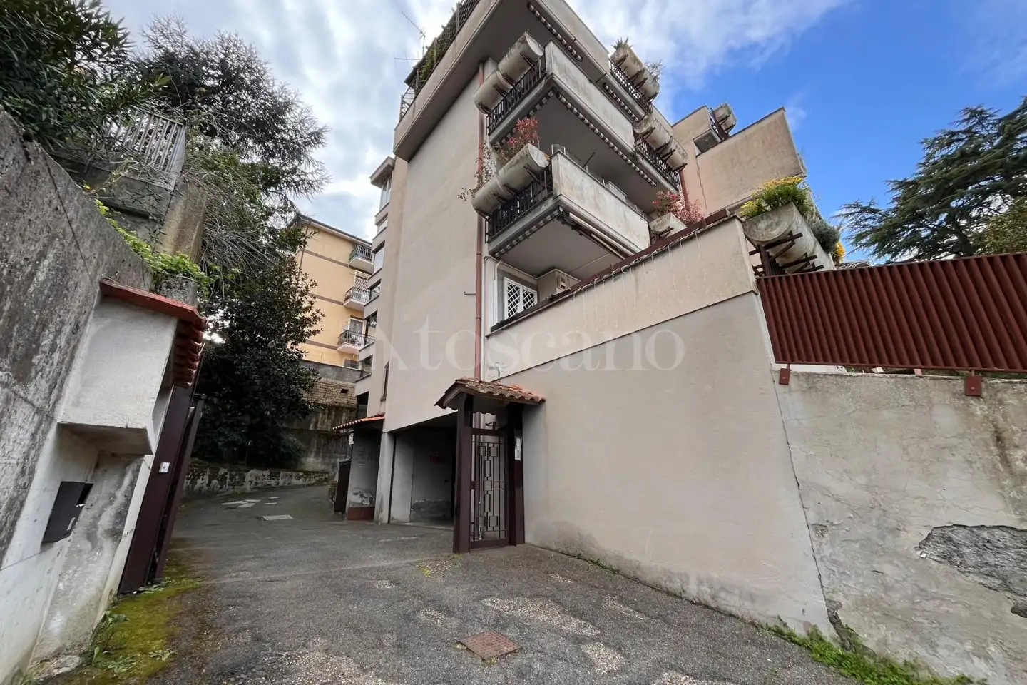 Box in vendita di 17 mq a €37.000 (rif. 19/2026)