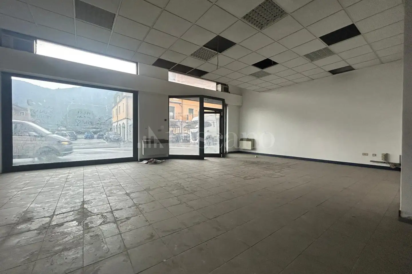 Negozio in vendita di 105 mq a €79.000 (rif. 26/2025)