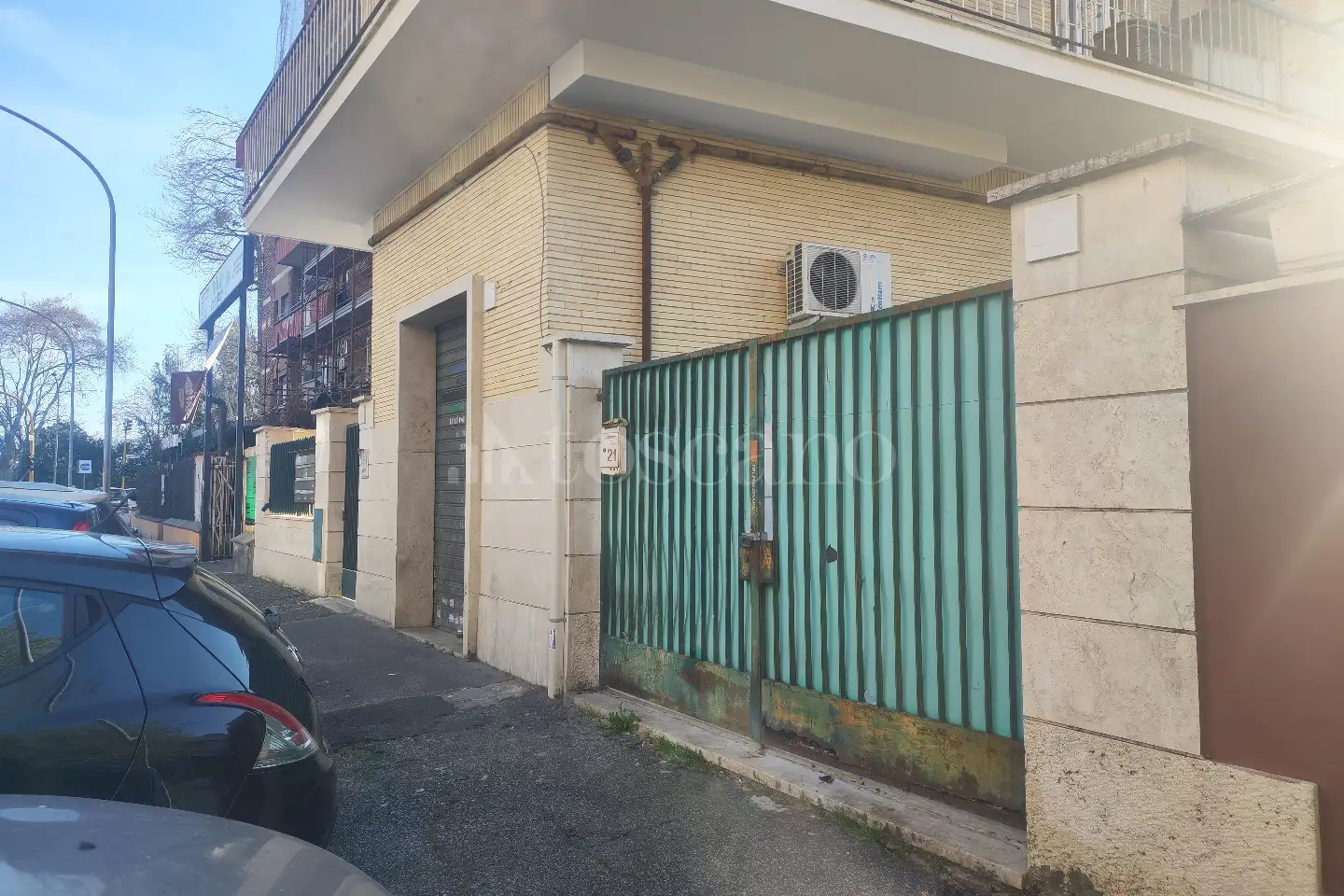 Negozio in affitto di 150 mq a €2.000 (rif. 9/2026)