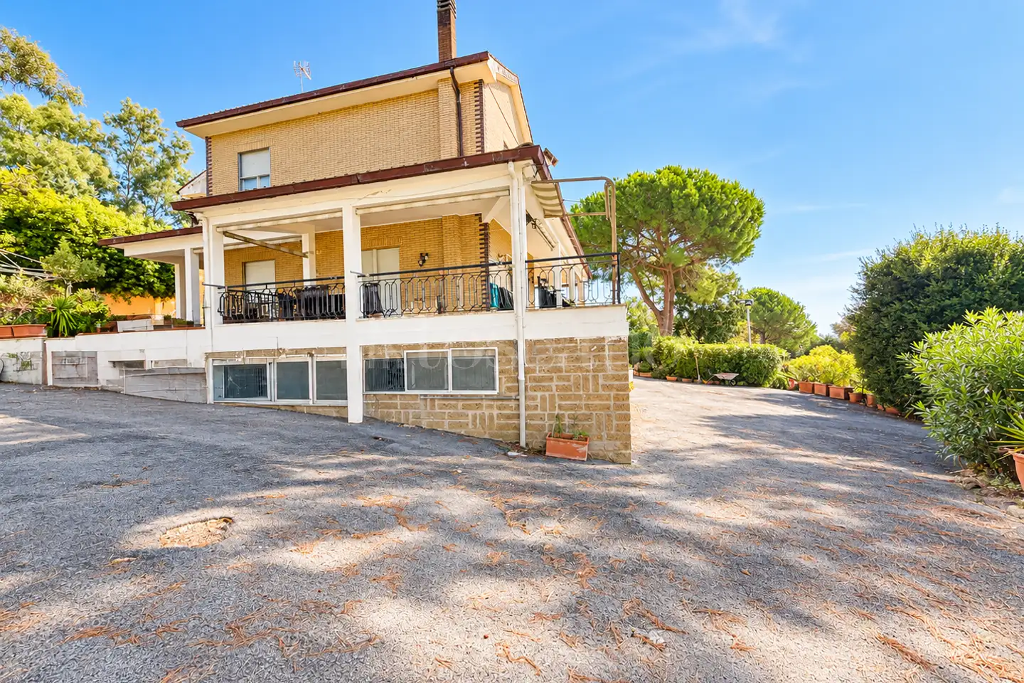 Villa in vendita di 320 mq a €549.000 (rif. 37/2026)