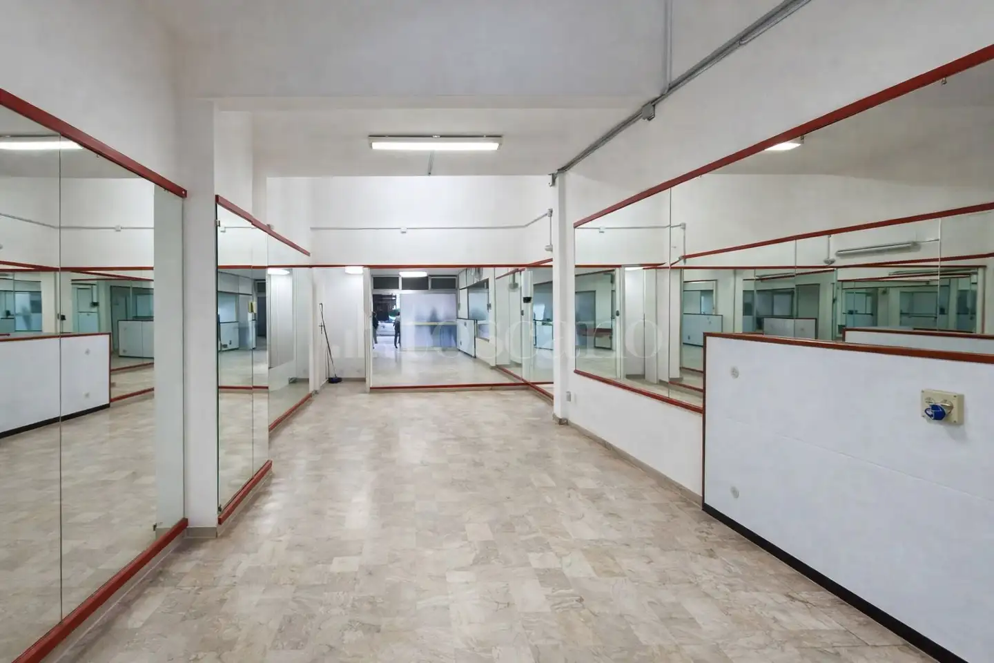 Magazzino in affitto di 50 mq a €400 (rif. 40/2026)