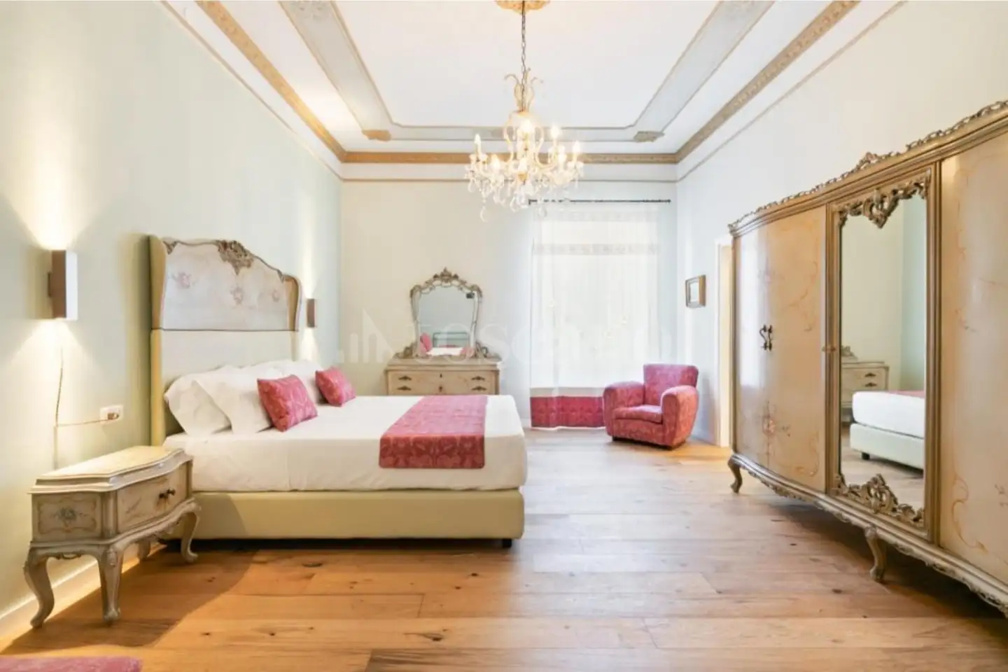 Casa in vendita di 300 mq a €1.600.000 (rif. 23/2026)