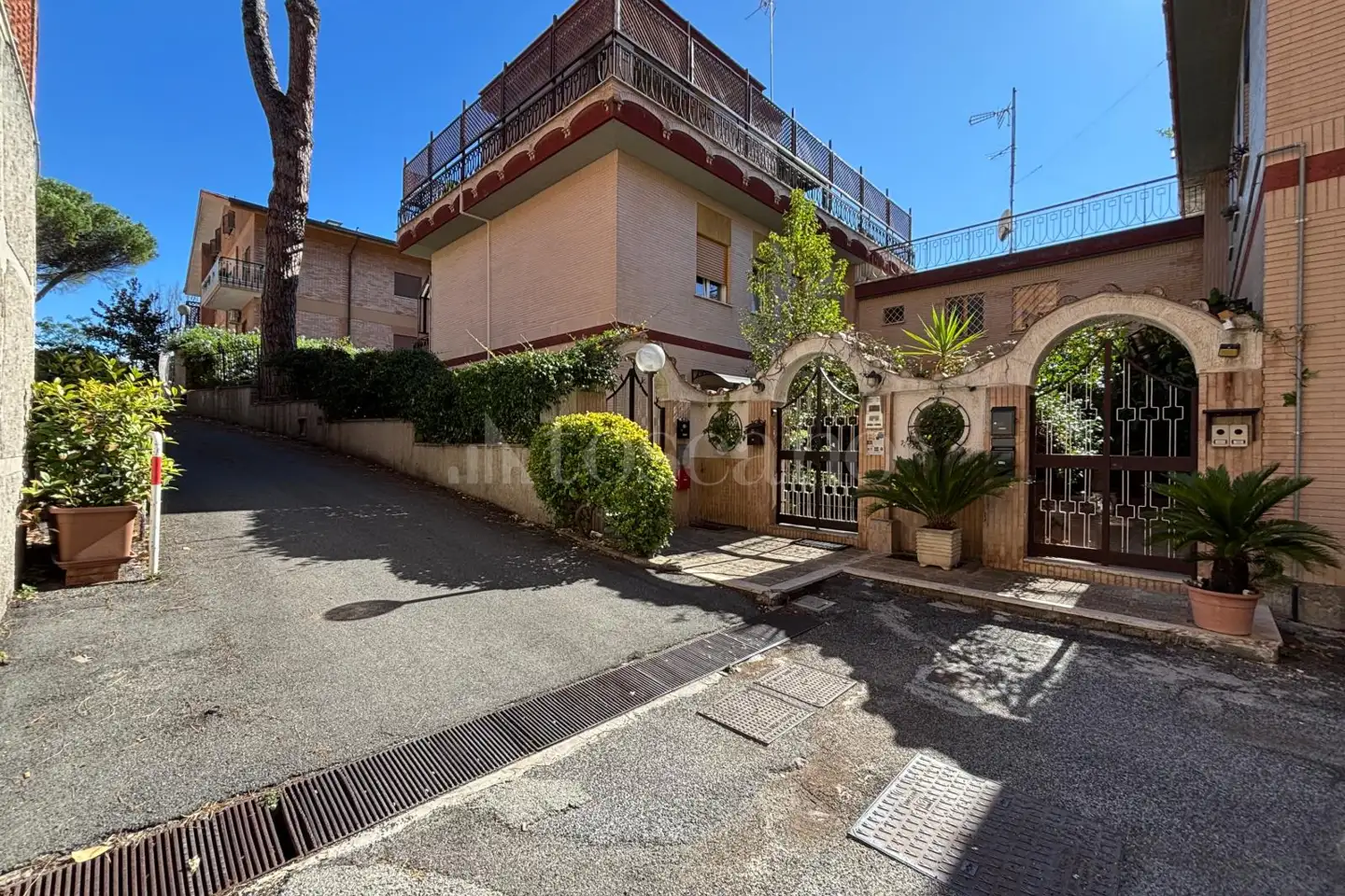 Villa in vendita di 400 mq a €849.000 (rif. 36/2025)