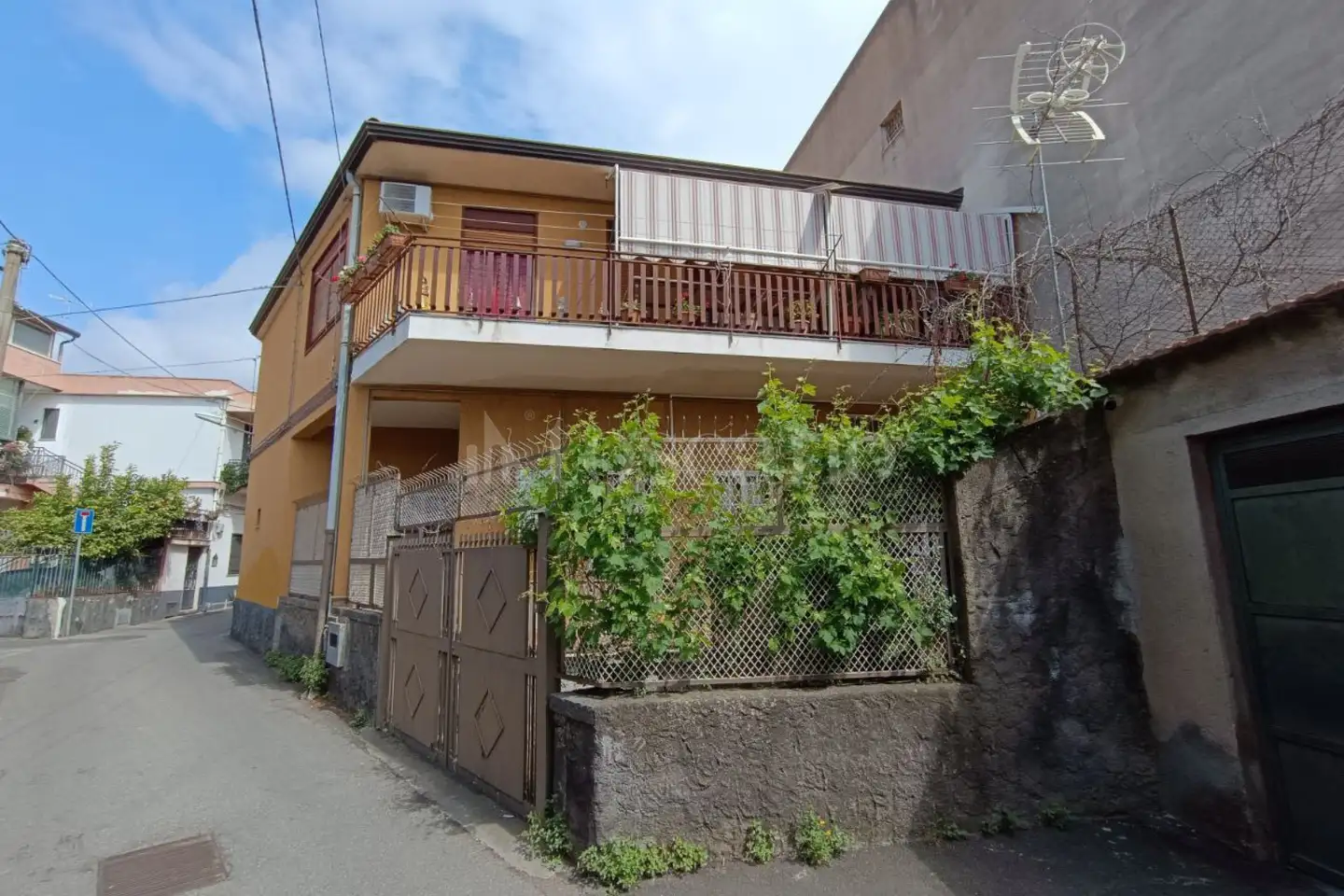 Casa Indipendente in vendita di 206 mq a €169.000 (rif. 75/2025)