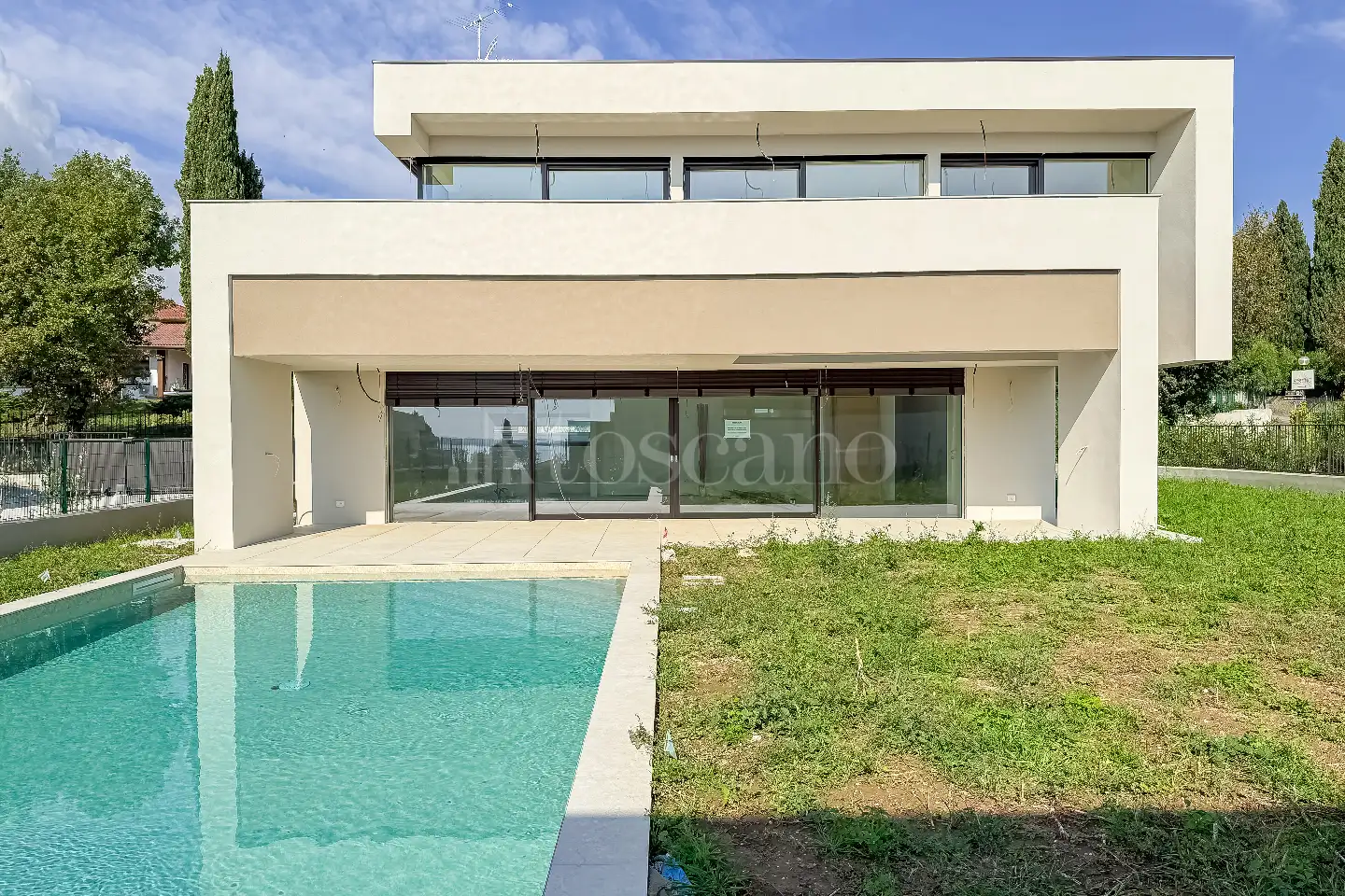 Villa in vendita di 335 mq a €1.690.000 (rif. 11/2025)