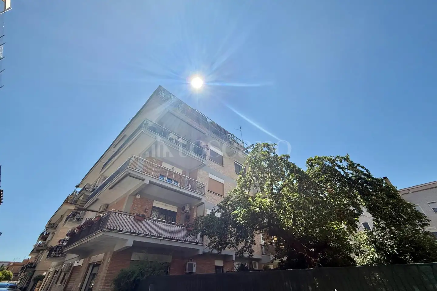 Negozio in vendita di 68 mq a €145.000 (rif. 12/2025)