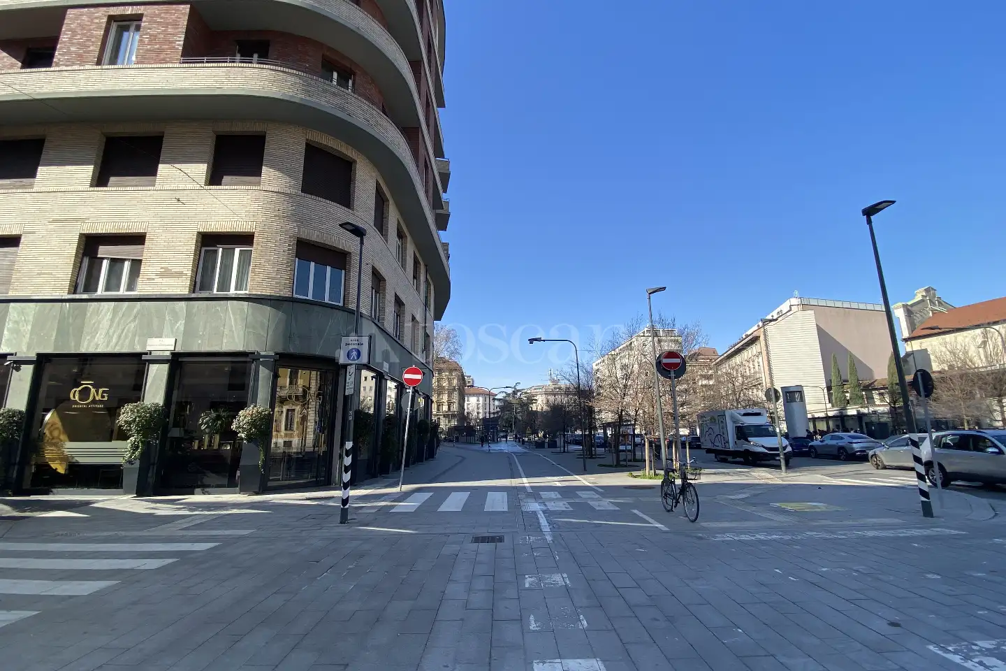 Negozio in vendita di 100 mq a €990.000 (rif. 5/2026)
