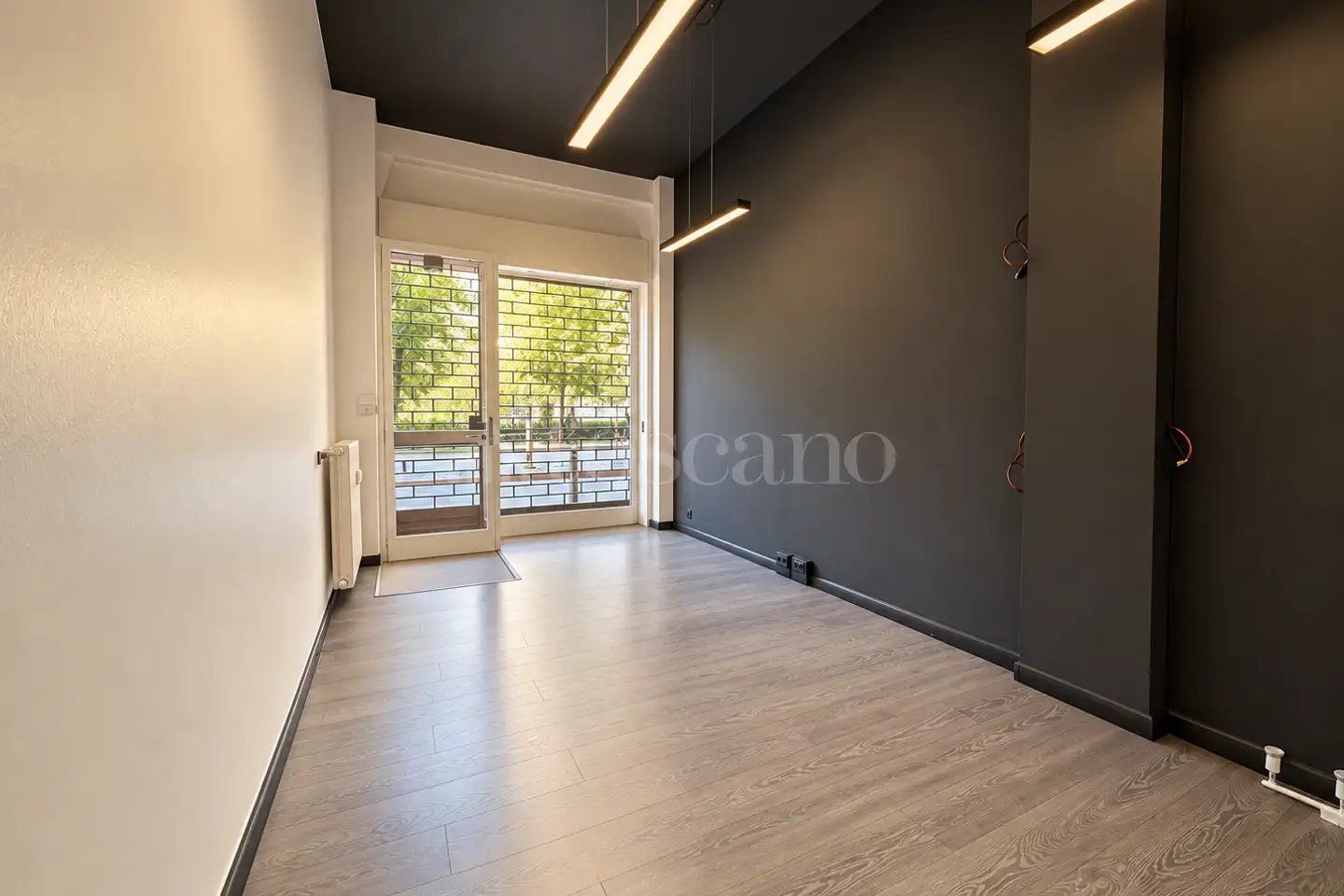Negozio in affitto di 30 mq a €850 (rif. 17/2026)