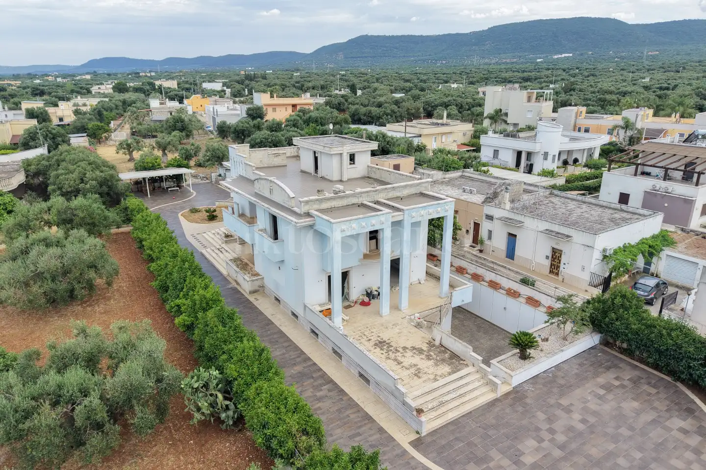 Villa in vendita di 750 mq a €920.000 (rif. 30/2026)