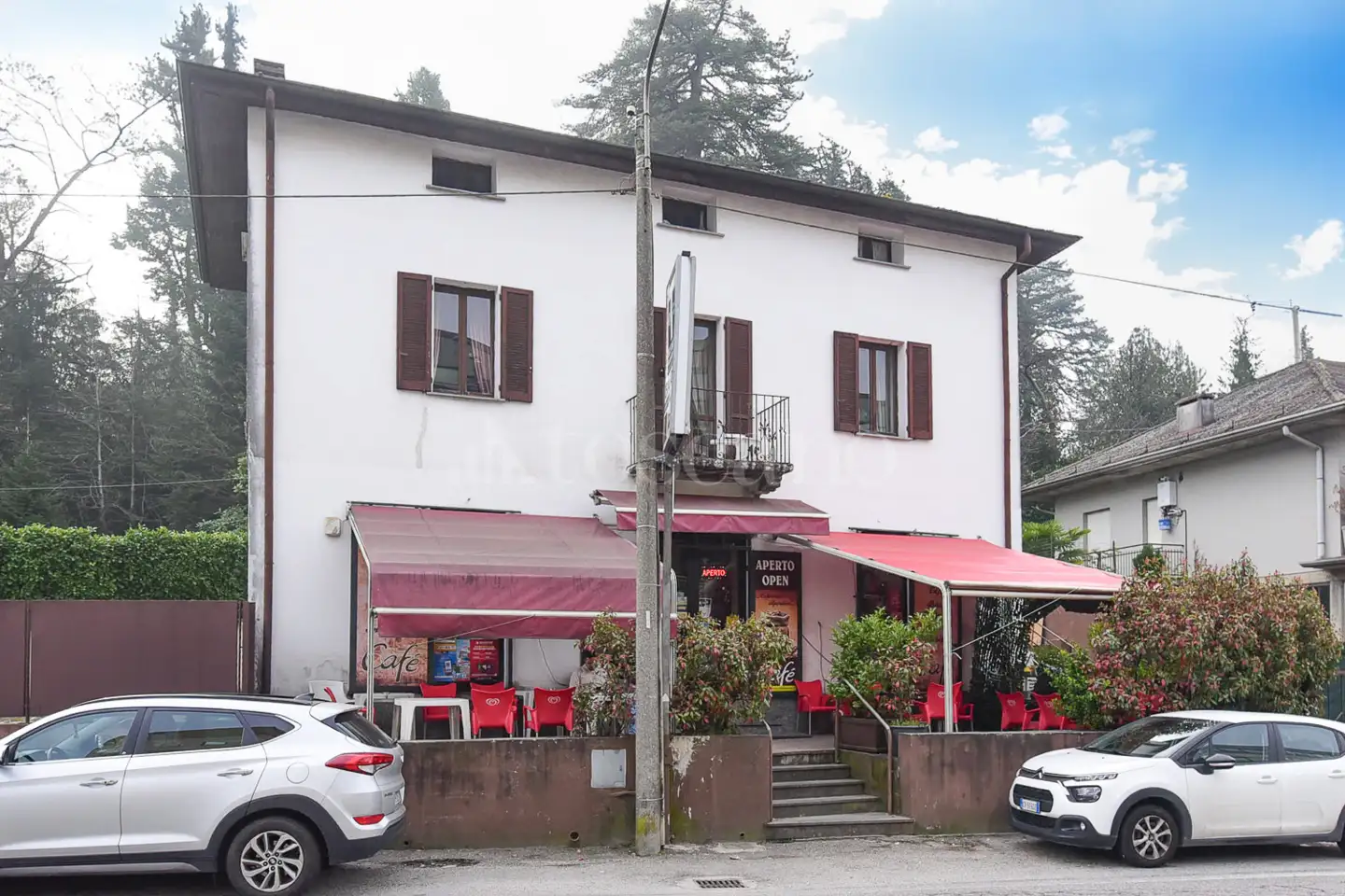 Negozio in vendita di 75 mq a €220.000 (rif. 7/2026)