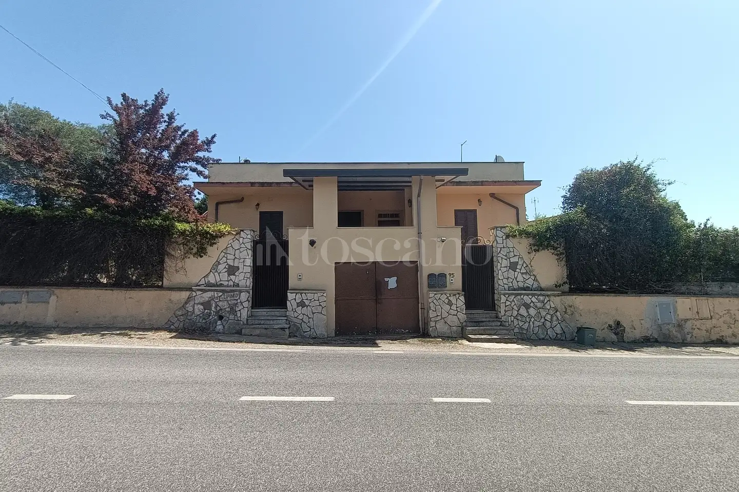 Villa in vendita di 120 mq a €449.000 (rif. 5/2026)