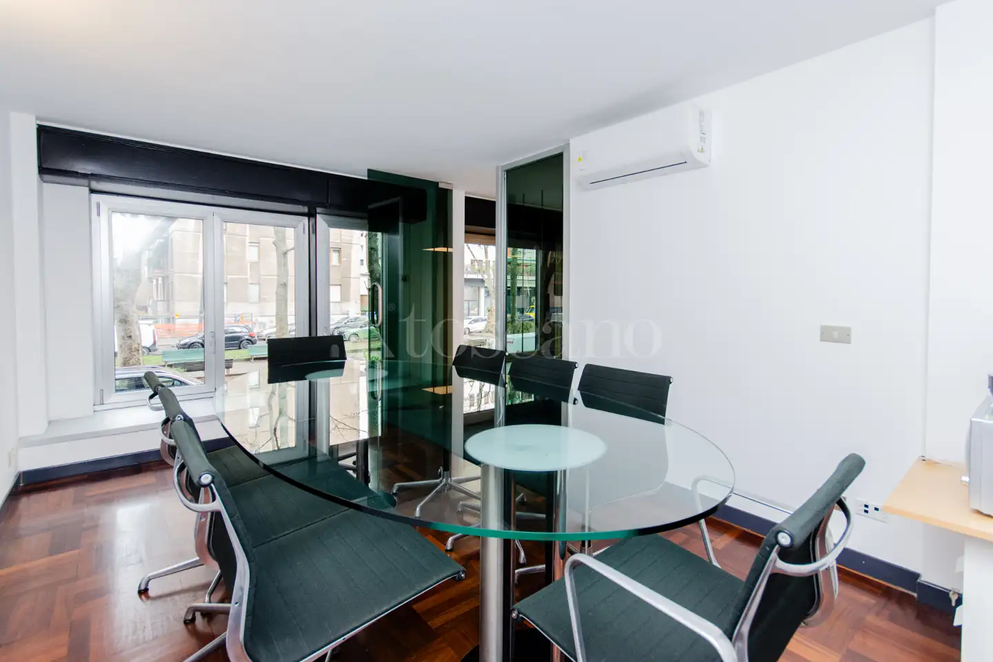 Ufficio in vendita di 210 mq a €1.150.000 (rif. 15/2025)