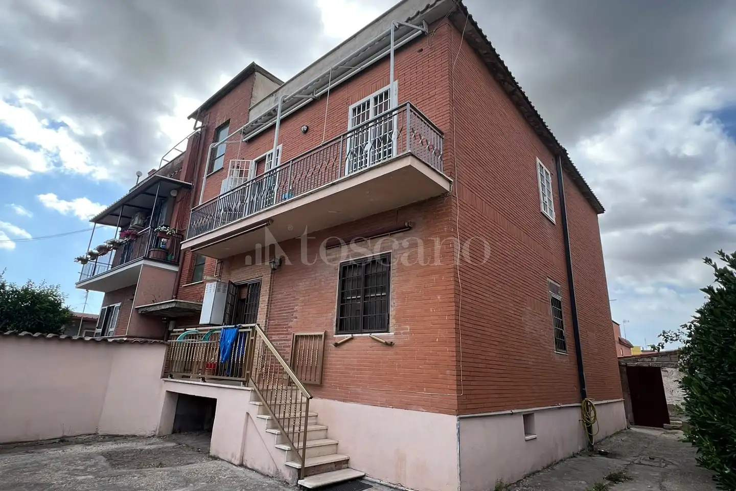 Palazzo in vendita di 200 mq a €329.000 (rif. 42/2026)