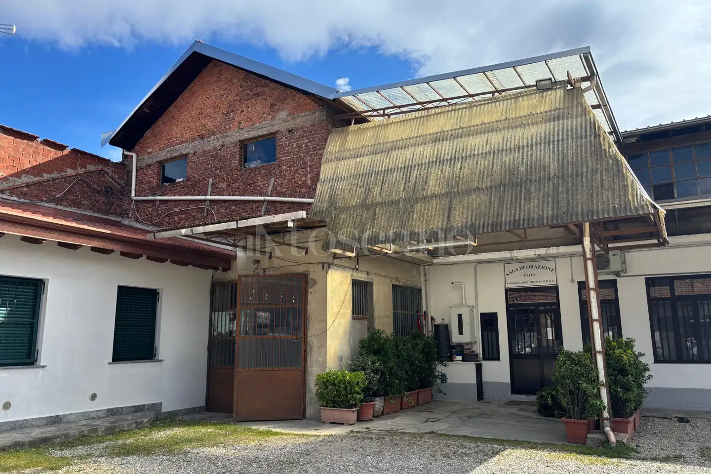 Laboratorio in vendita di 340 mq a €130.000 (rif. 13/2026)