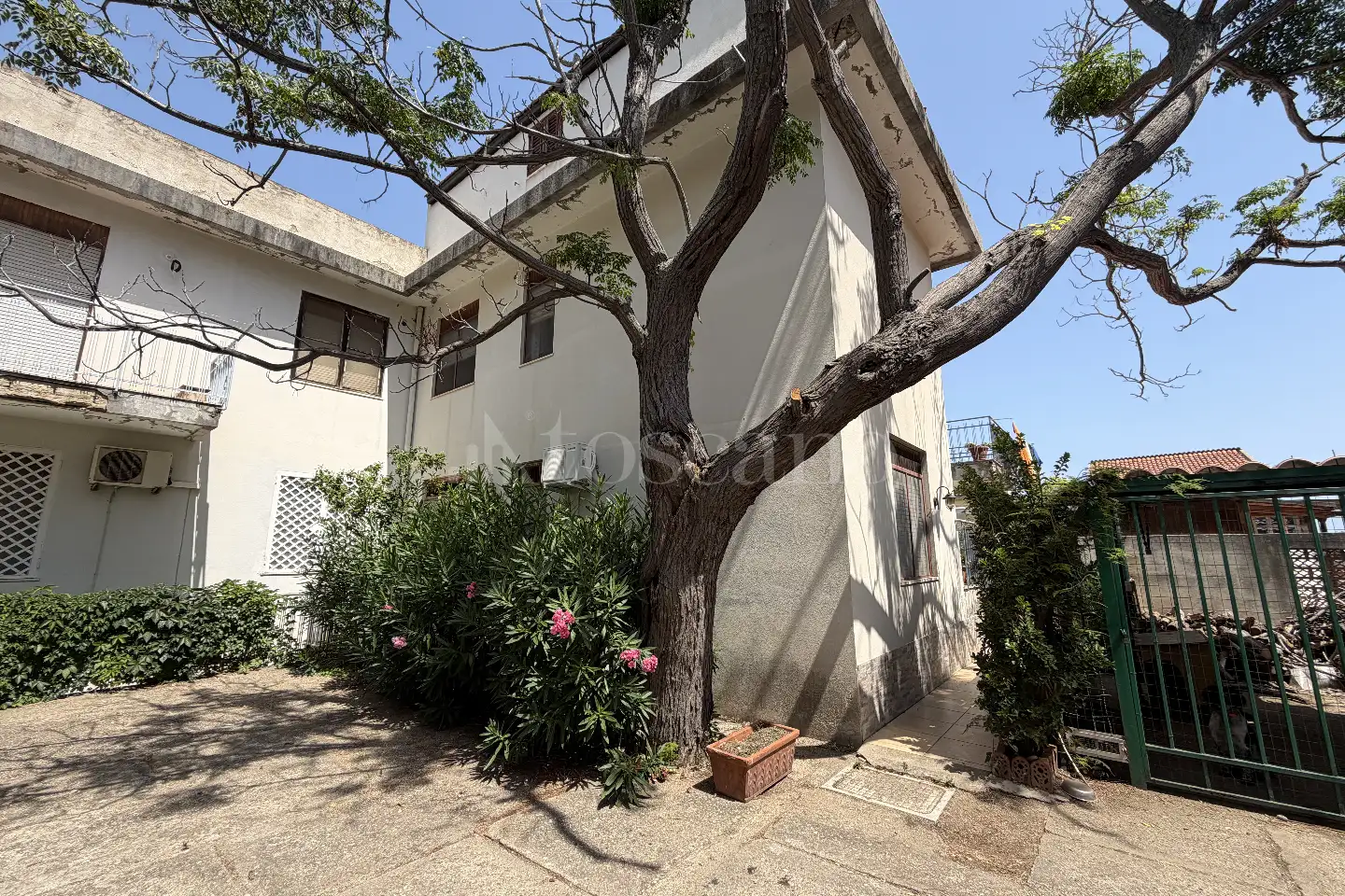 casa indipendente in vendita a Messina in zona Casa Bianca