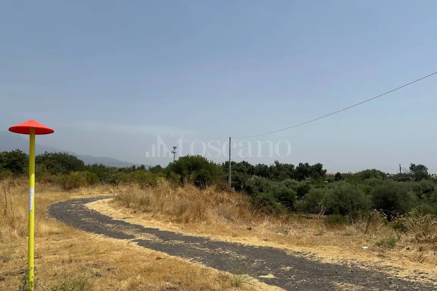 Agricolo in vendita di 17.000 mq a €345.000 (rif. 132/2026)