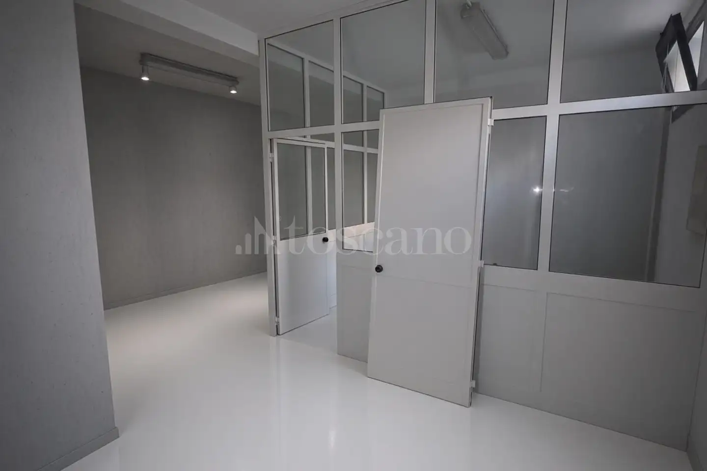 Negozio in vendita di 171 mq a €170.000 (rif. 61/2025)