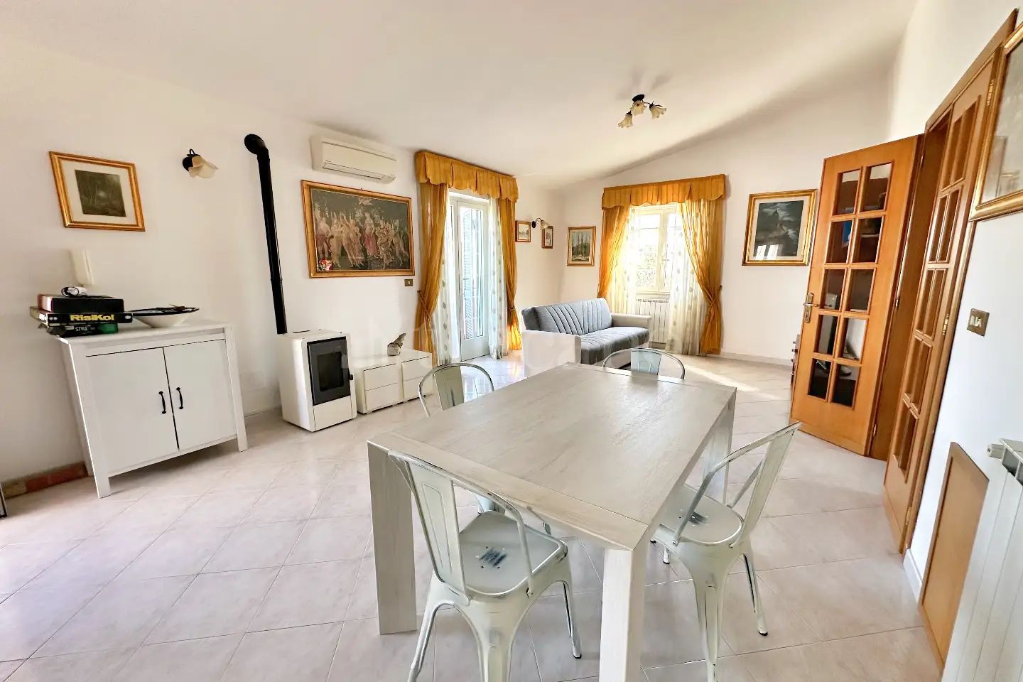 Villa in vendita di 190 mq a €430.000 (rif. 86/2024)