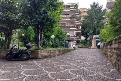 Cantina in vendita, Via Roccaporena, Roma